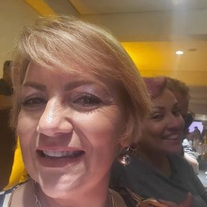 Meet your Posher, Celia